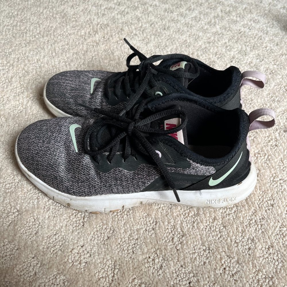 Nike Flex TR9 Women's Trainer Shoe 6.5